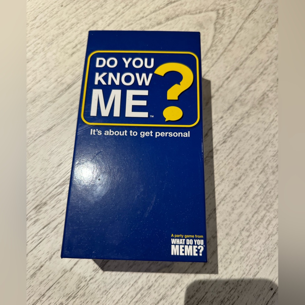 DO YOU KNOW ME card game